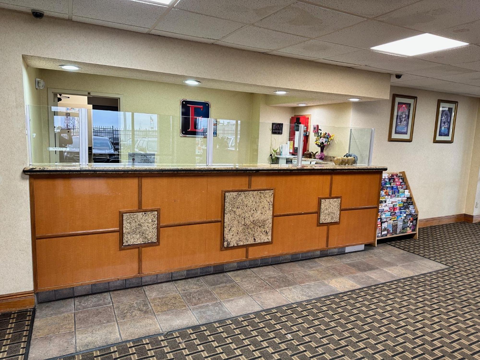 Executive Inn Dallas Exterior photo